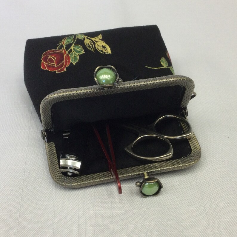 Gold Trimmed Roses Change Purse/Coin Pouch/Mini Cosmetics Bag/Black and Red Makeup Pouch/Purse Organizer/Purse Frame with Flower Clasp/ image 8