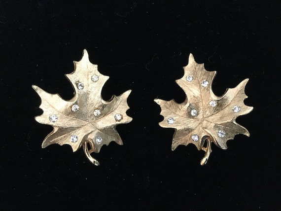 Vintage Sarah cov earrings, Sarah Coventry leaf e… - image 1