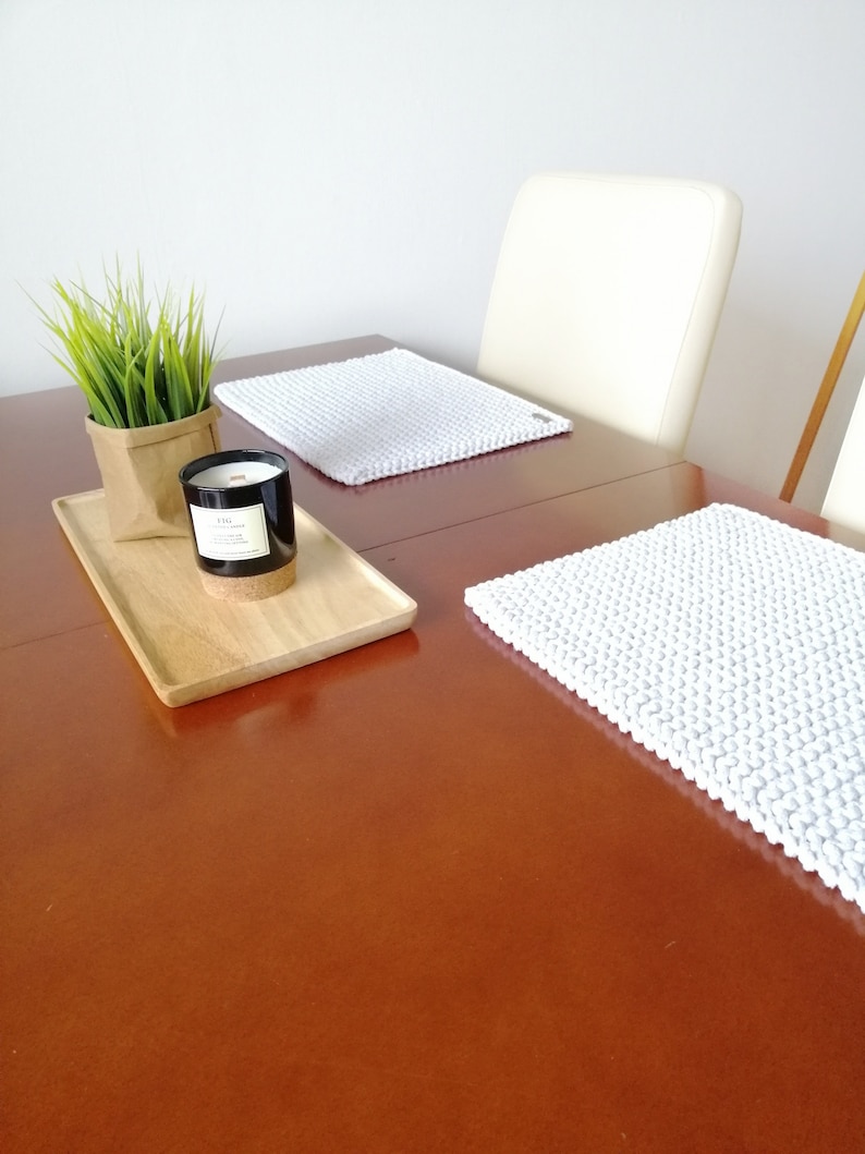 Table and plate mat made of 3mm cotton string, in various sizes. image 7