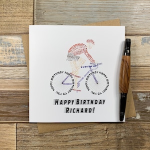 Cartão de feliz aniversário - Cartão de aniversário com design de bicicleta Wordle para ciclismo - Cartão de aniversário para ciclismo - Pode ser personalizado - Envio para todo o mundo