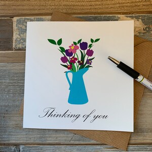 Penser à vous carte - Fleurs dans un design de cruche - Peut être personnalisé