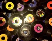 Lot of 25 7 quot Vintage 45 RPM Vinyl Records for Crafts no Jackets or Sleeves Pinterest