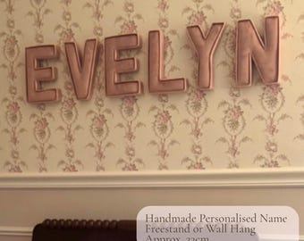 Gepersonaliseerde brief, initiaal fluwelen stof, bord babynaam, kinderkamerdecor, cadeau nieuwe baby