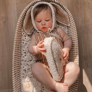 Use as a photo prop to create memory photographs to keep forever.