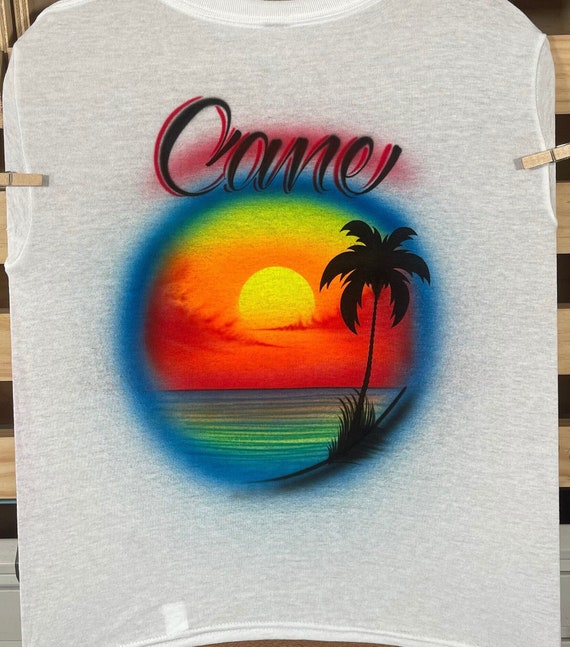 Beach Scene Graphic T-Shirt With Palm Trees Beach Scene Graphic T-Shirt With Palm Trees