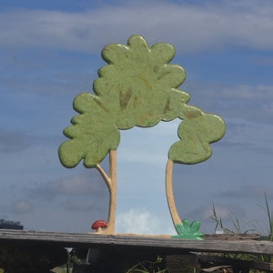 TREE SHAPED MIRROR w. Fungo Rosso, Grande Specchio Di carta-Mache, Specchio muro decorativo, Mobili Boho Wall, Natura Ispirata, Specchio Verde