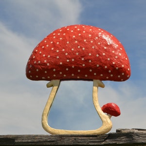 RED MUSHROOM MIRROR, Decorative Wall Mirror, Handmade Mirror, Paper Mache Mirror, Mushroom Wall Art, Mushroom Shape Mirror, Mushroom Decor