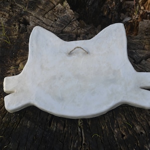 WHITE CAT's HEAD Mirror, Decorative Wall Mirror, white cat, unique hand made mirror, cat lover's furniture, Small Wall Mirror, Cat Mirror image 6