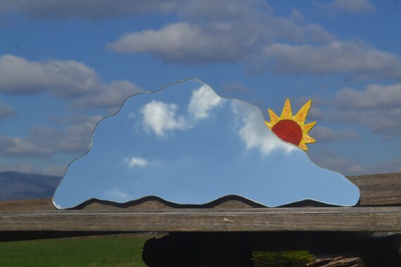 SUN & CLOUD Rahmenlose Wandspiegel, Orange Sunburst Spiegel, wellig Wolke Spiegel, wellige Wandspiegel, Boho Spiegel, eklektische Möbel, Sonnendekor
