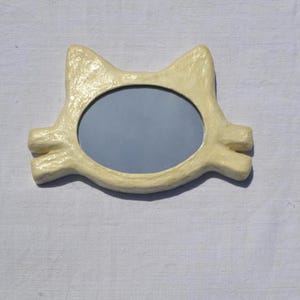 WHITE CAT's HEAD Mirror, Decorative Wall Mirror, white cat, unique hand made mirror, cat lover's furniture, Small Wall Mirror, Cat Mirror
