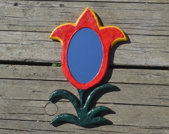 RED TULIP MIRROR, Decorative Wall Mirror, Paper-Mache Flower Mirror, Boho Wall Decor, Hanging Mirrors, Hippy Home Decor, Red Mirrors, Tulips
