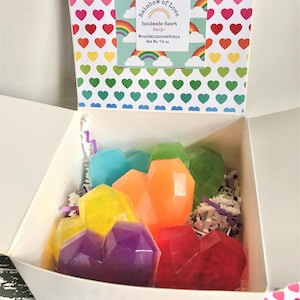 Rainbow Heart Soap, Heart Soap, Valentine Soap, Mother&#39;s Day Gift, Gift for Mom, Gift for Dad, Kid Soap, Gay Pride, Gay Gifts
