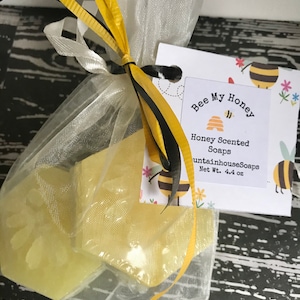 Stocking Stuffer, Christmas Soap, Bee and Honeycomb Soap, Bee Soap Favor, Baby Shower Favor, Bridal Shower Favor