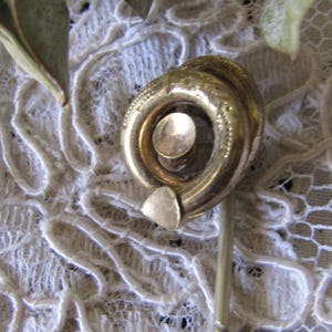Antique Gold-Plated Knot Stick Pin, Unisex Jewelry, Formal Lapel Pin, Groom Lapel Pin