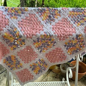 Baby Blanket hat booties set,baby gift,christening gift,baby shower gift,baby girl,newborn gift,Stroller or crib blanket,granny square