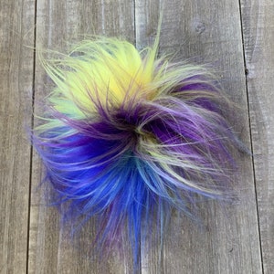 Multi color Faux Fur Pom, Mardi Gras color Pom, Pom Pom, Luxe Faux Fur Pom, Luxury Faux Fur Pom,Pom for hat, Pom for Beanie