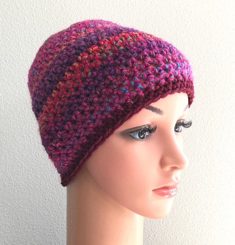 Crochet Chemo Beanie, Removable Flower, Soft Acrylic Hat bild 2