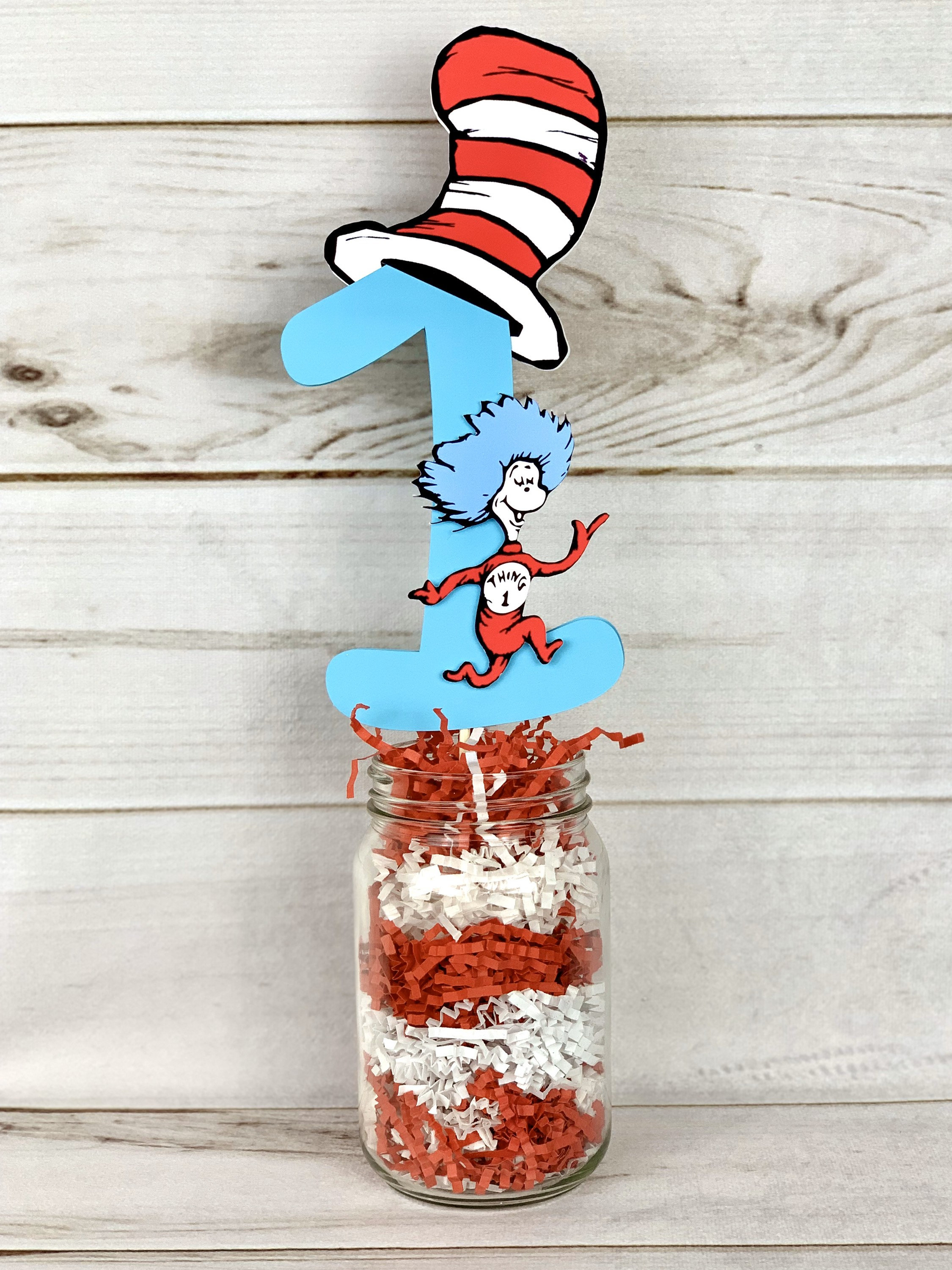 Cumpleaños del Gato con Sombrero, Centro de Mesa del Dr. Seuss, Decoración  del Gato con Sombrero del Dr. Seuss - Etsy México, image size:2250x3000