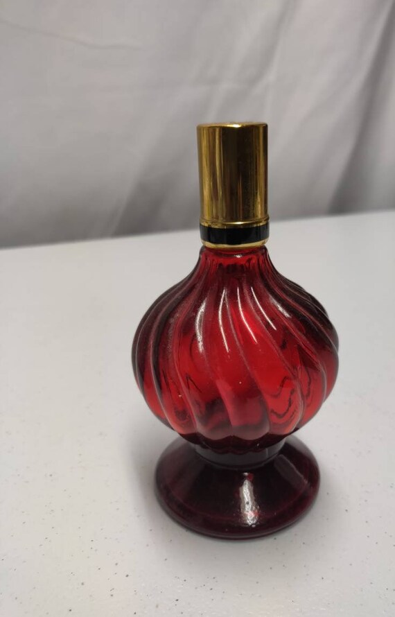 Vintage red perfume Gem