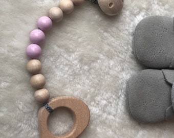 Wooden teething necklace pink whale with wooden clip