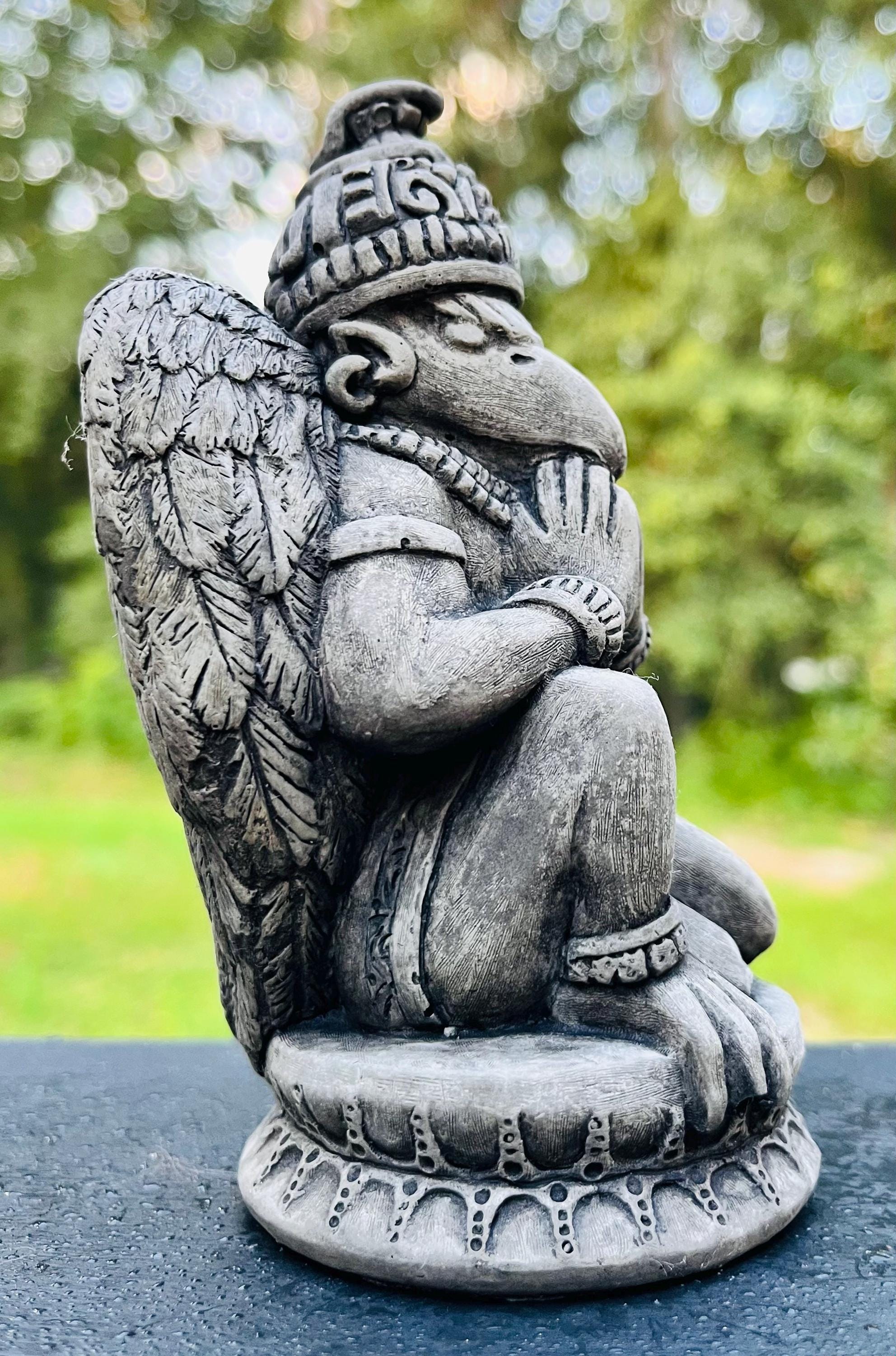 Garuda sculpture - Etsy 日本
