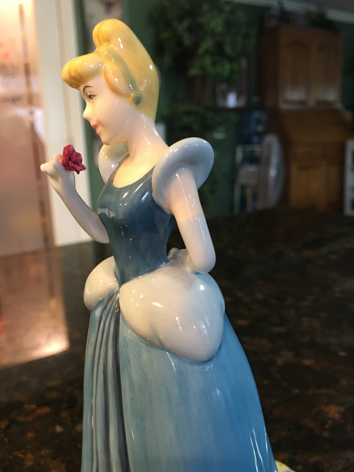 royal doulton cinderella off to the ball