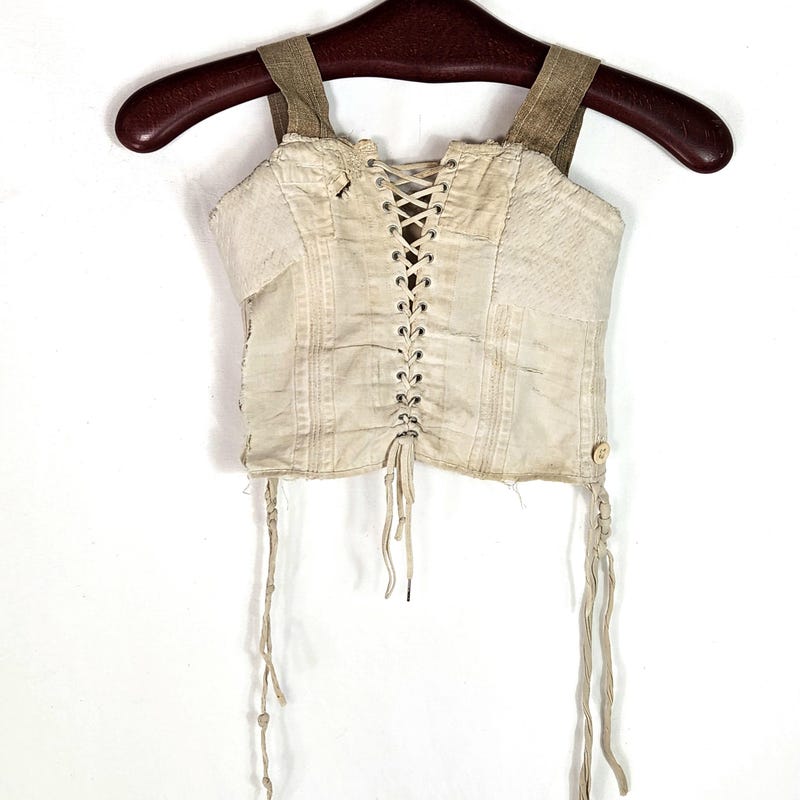 CORPS DE POUPÉE ancienne S & C et sa tenue d'époque : robe et dessous