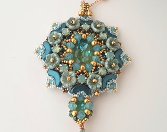 Eloise pendent pattern, pattern with Arcos bead, handmade pendent, pattern with glass bead flower, ladygioshop, file PDF, beading pendent