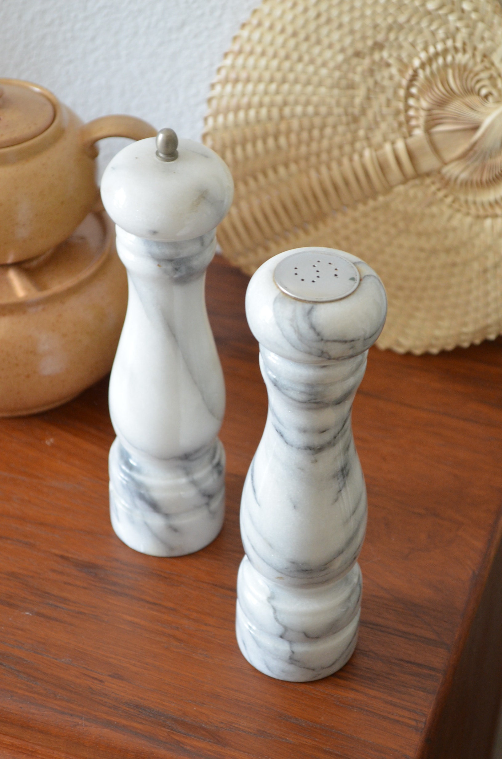 Vintage marble salt shaker pepper shaker set pepper mill spice mill marble