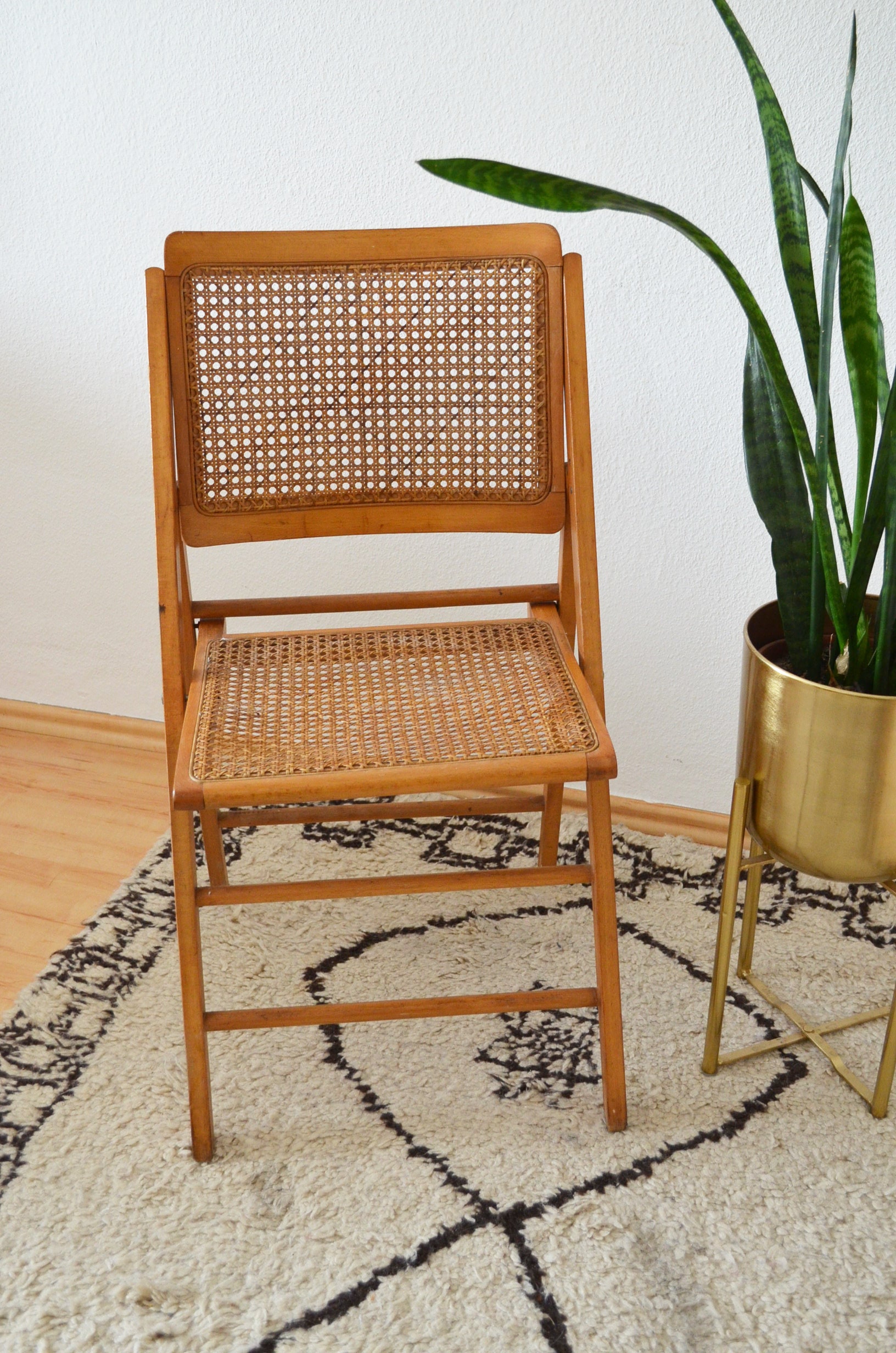 Vintage mid century rattan chair folding chair light wood with Viennese