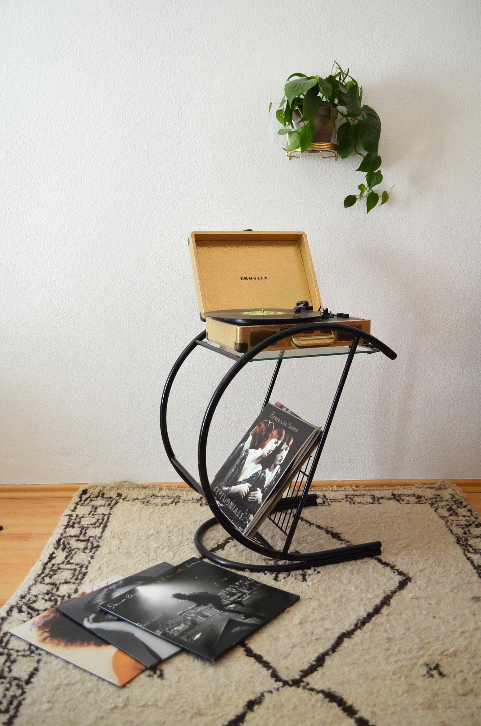 Vintage Record Stand, side table with glass for turntables, black