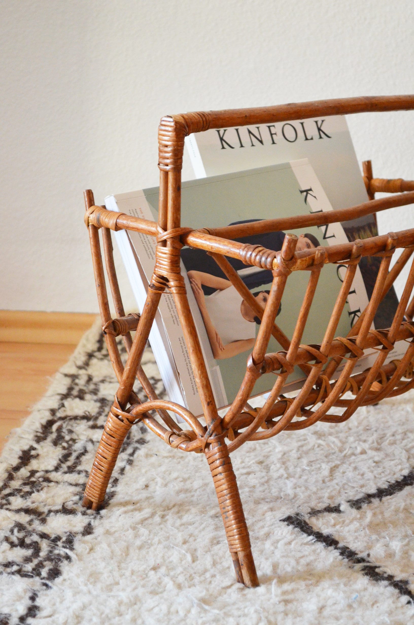 Vintage Rattan Bamboo Newspaper Stand Magazine Holder Storage wicker boho