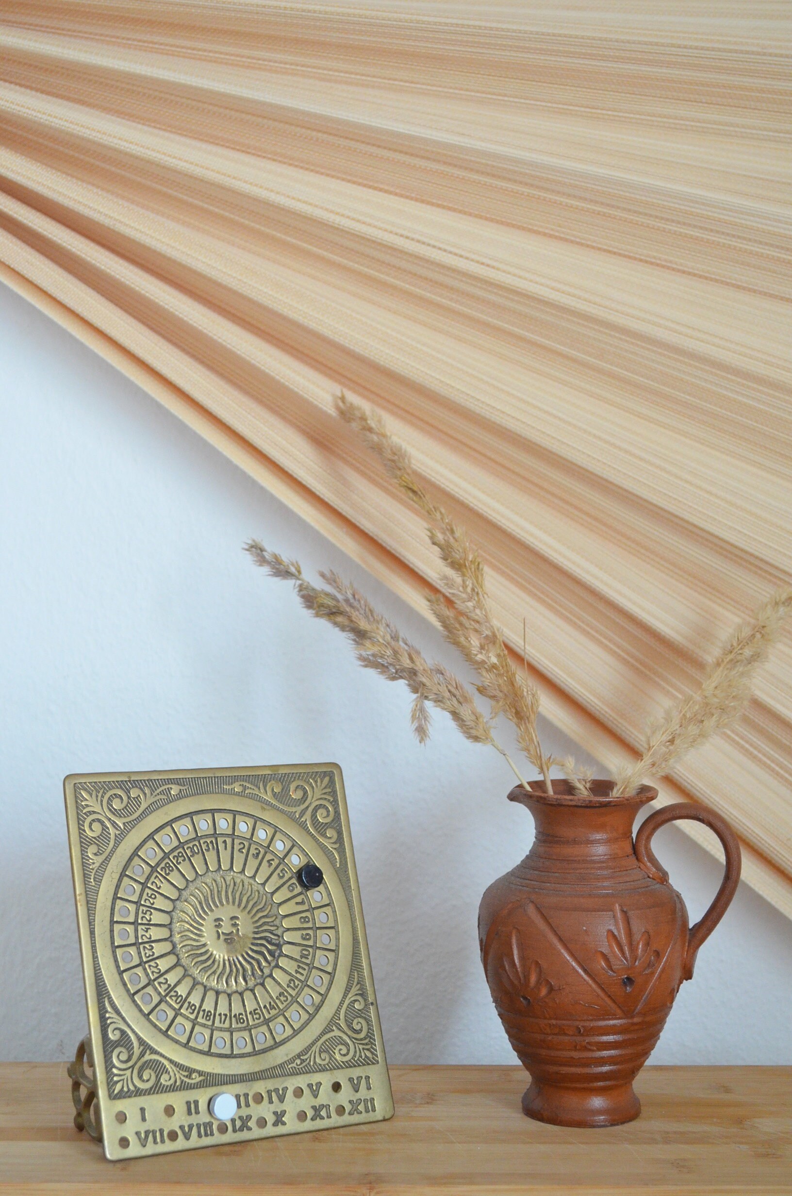 Vintage perpetual calendar in brass, table calendar sun, calender sun brass