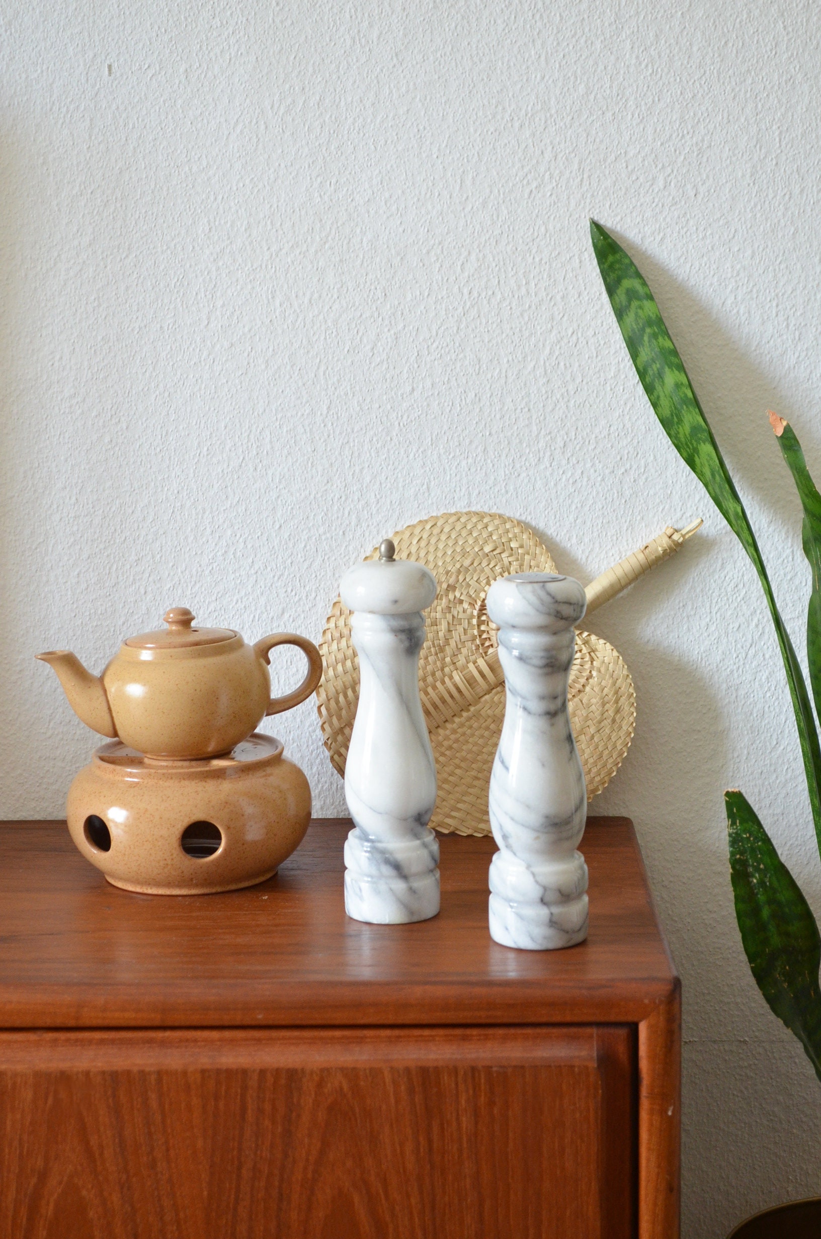 Vintage marble salt shaker pepper shaker set pepper mill spice mill marble