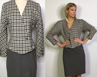 1990’s houndstooth skirt suit, Vintage suit, Female suit, Office suit, Formal suit, Italian suit, Business clothes.