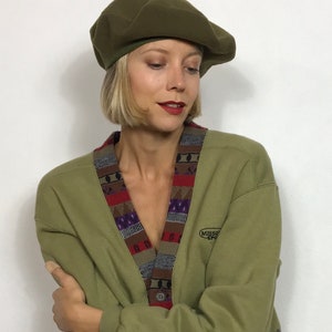 1990s wool beret, Vintage beret, Military green beret, Autumn hat, Winter hat, Spring hat, Milliner made hat. image 4