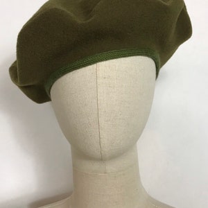 1990s wool beret, Vintage beret, Military green beret, Autumn hat, Winter hat, Spring hat, Milliner made hat. image 1