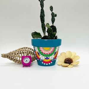 Flower pot, plant pot for small indoor plants