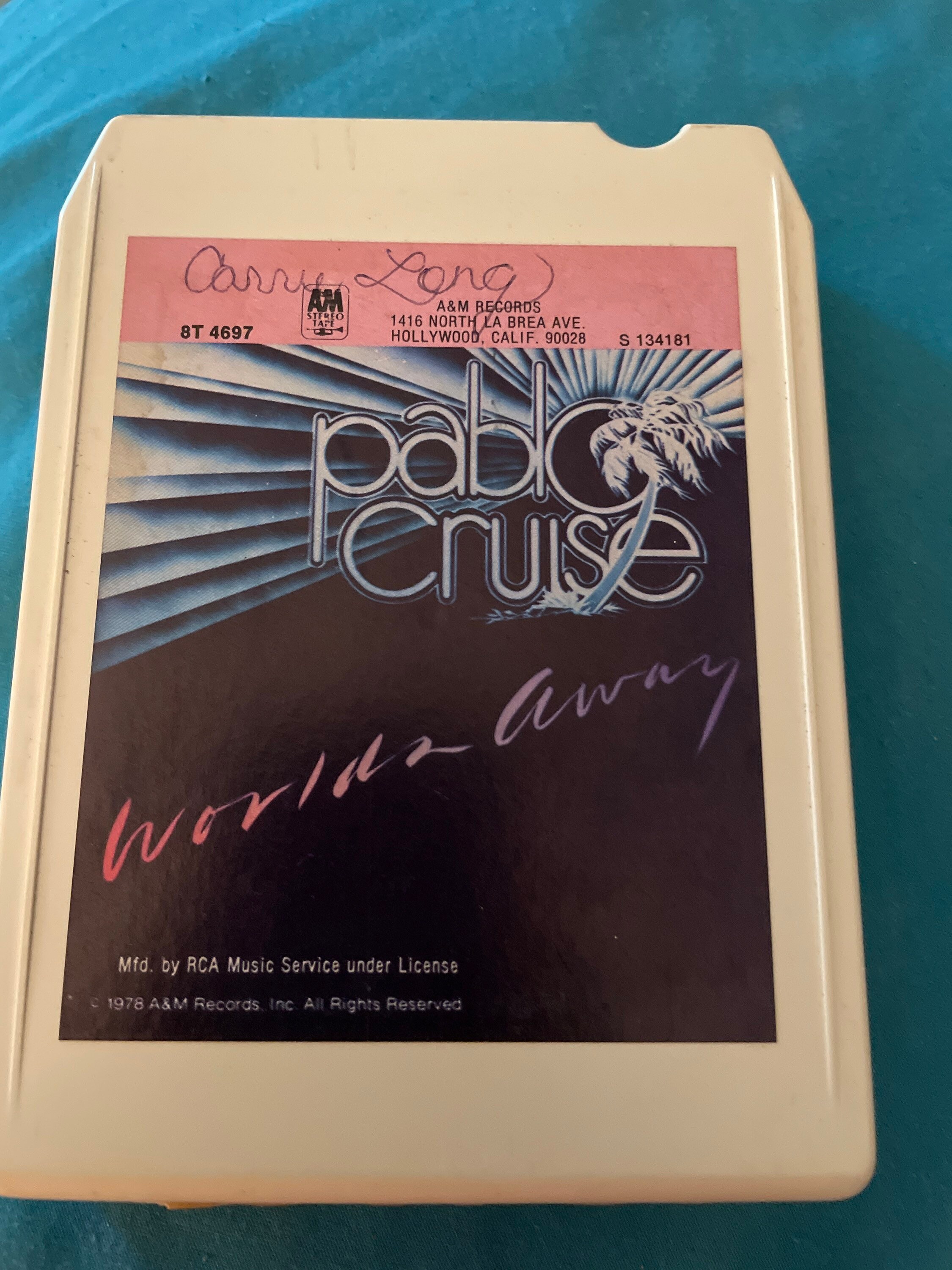 pablo cruise worlds away