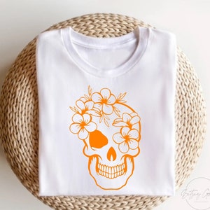 Floral skeleton crewneck sweatshirt/t-shirt. Retro Halloween shirt. Skelly. Fall. Bat decor. Floral pumpkin. Boho. Unisex. Spooky. Fall tee