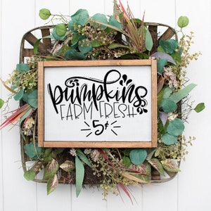 Pumpkin patch wood sign. Autumn framed sign. Decorative sign. Farmhouse sign. Fall sign. Harvest rustic sign. Farm fresh pumpkins