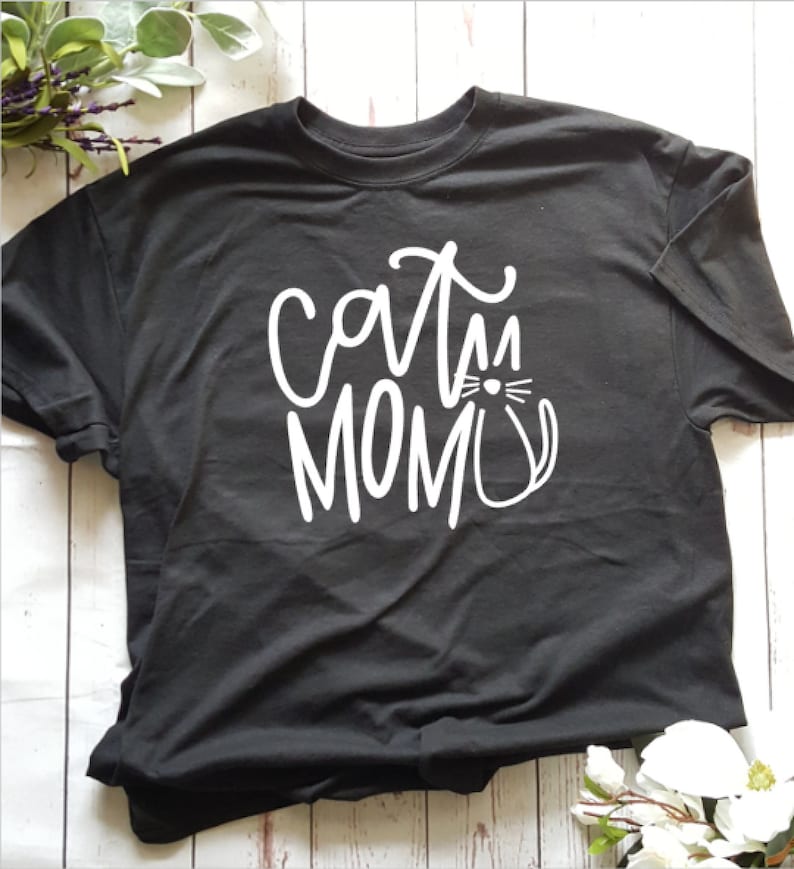 Cat mom shirt. Cat lady. Ladies tee. Funny shirt. Animal lover | Etsy