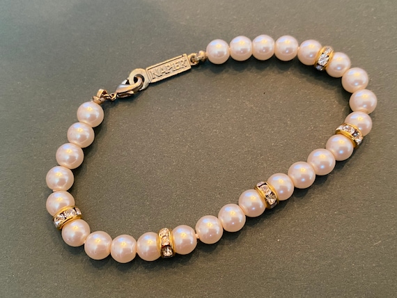 Vintage NAPIER Signed Link BRACELET Faux Pearls w… - image 1