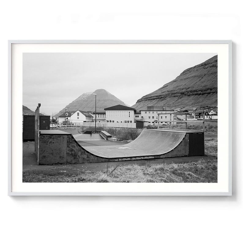 Skate Park Print - Skate Boarding Print, Skateboard Wall Art, Large Skating Poster, Black and White Framed Photography, Skate Travel Poster image 6