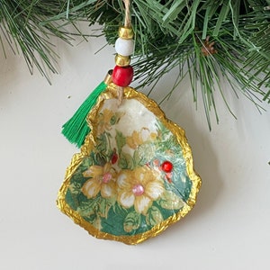 Vintage Decoupage Oyster ornament, vintage Christmas ornament, Oyster Christmas ornaments, Unique ornaments.