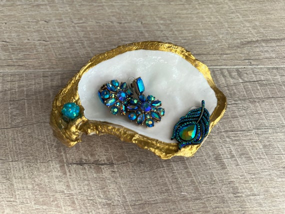 Oyster jewelry plate Coastal wedding ring holder Oyster trinket plate Oyster earrings holder Beach wedding Oyster ring plate