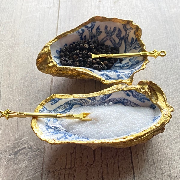 Hermosos platos para sal y pimienta de ostras Juego de dos Plato para sal y pimienta de ostras Plato para pimienta de ostras Regalo para el Día de la Madre Regalo para despedida de soltera Regalo de boda