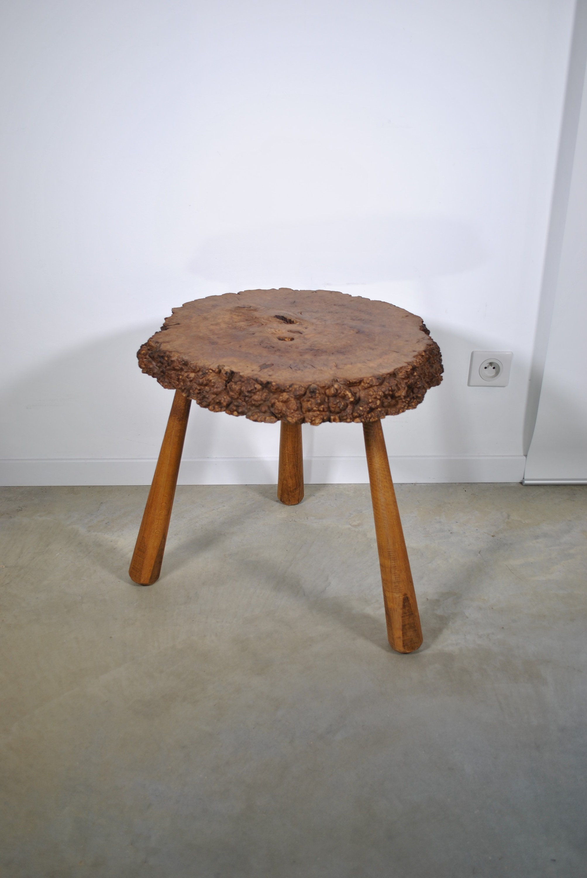 Table Basse Tripode Orme Massif 1960