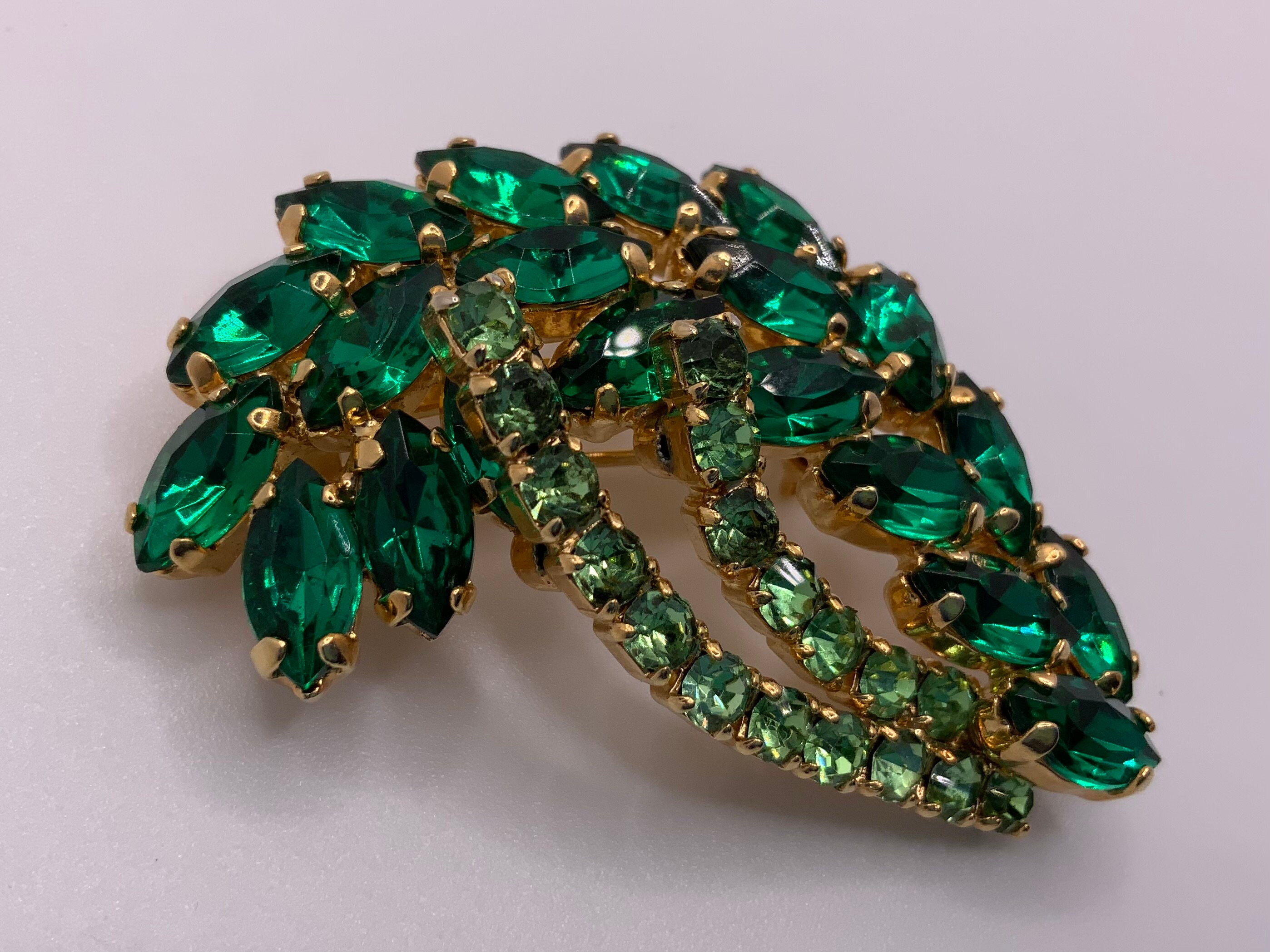Vintage JULIANA D&E AB Aurora Borealis Rhinestone Brooch