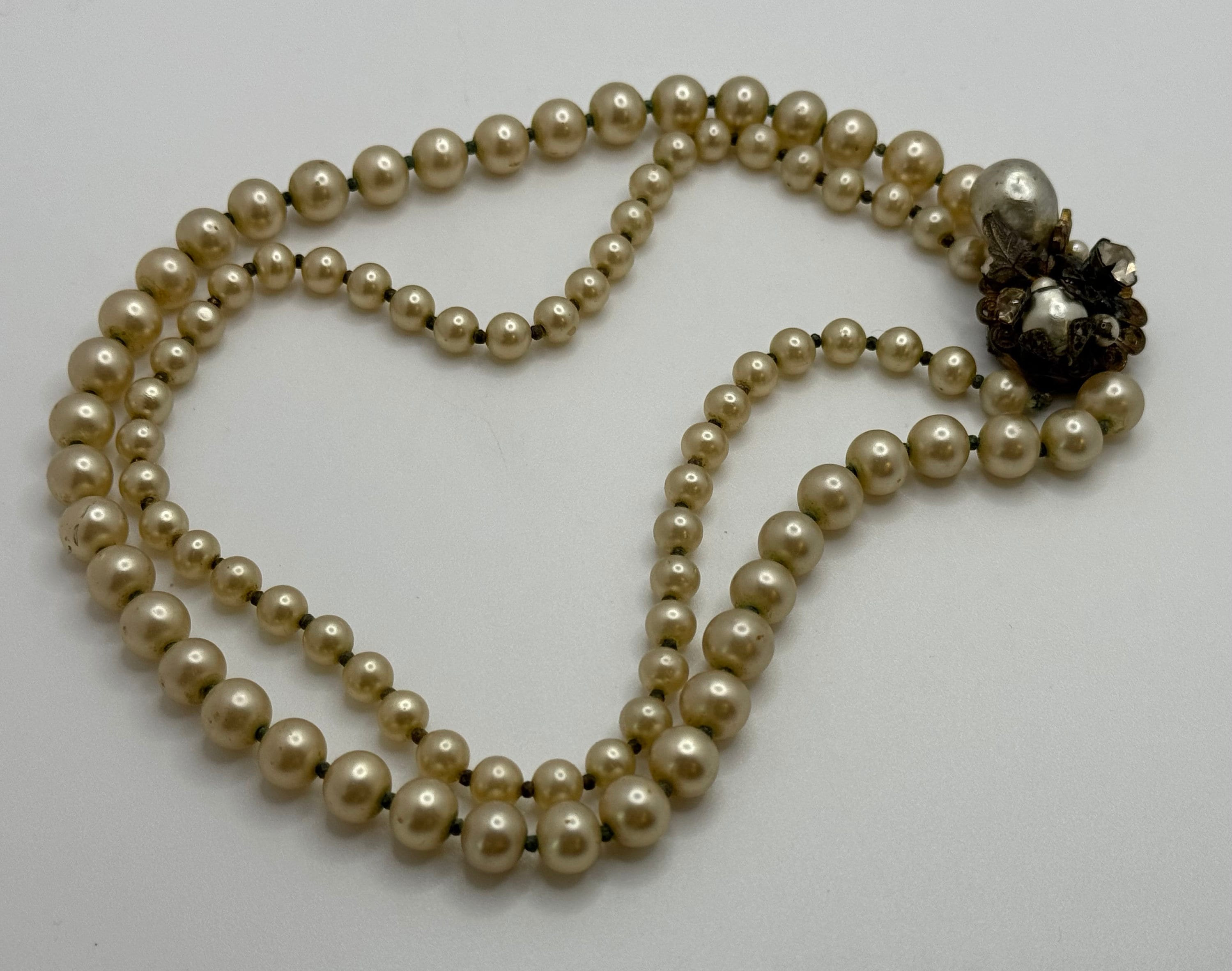 Vintage Pearl Necklace Ivory marked Japan Beautiful... - Depop